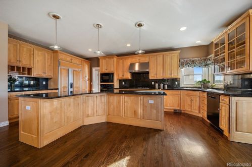 10195 Quarry Hl Pl, Parker CO 80134-3748 exterior