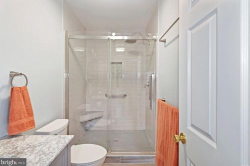 5070 Lerch Dr, Shady Side MD 20764-9650 exterior