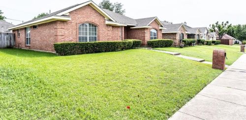 7116 Dillon Dr, Dallas, TX 75227-2727