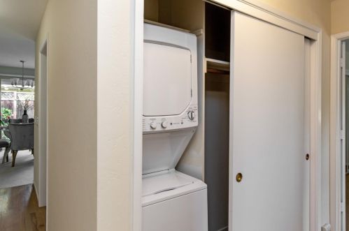 658 San Antonio Rd, Los Altos CA 94022-1304 exterior