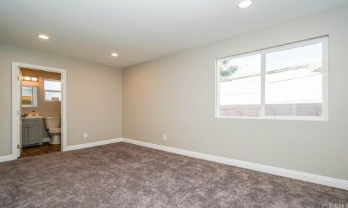 1906 Van Ness Ave, Santa Ana CA 92707-2638 exterior