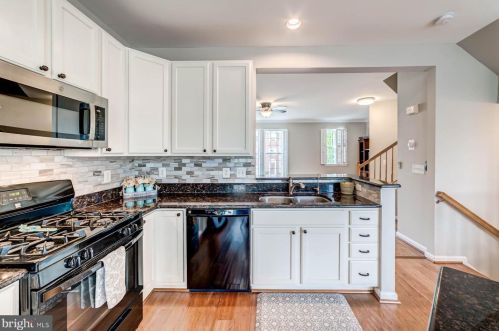 1379 Cranes Bill Way, Woodbridge, VA 22191-5503