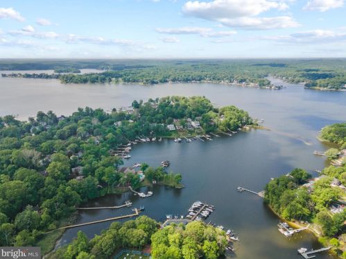 1 Rdg Rd, Severna Park MD 21146-4538 exterior