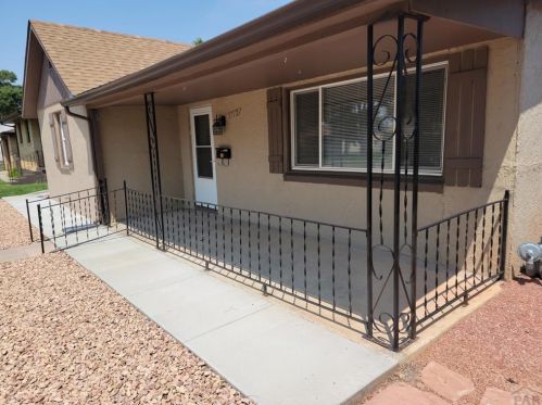 2712 Colfax Ave, Pueblo, CO 81003-1326
