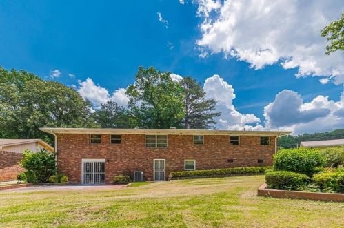 633 Handley Ave, Atlanta GA  30310-2214 exterior