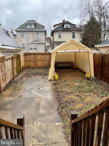 41 New Cedar Ln, Trenton NJ  08610-6319 exterior