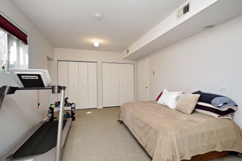 2645 Crestwood Ln, Bannockburn IL  60015-1904 exterior