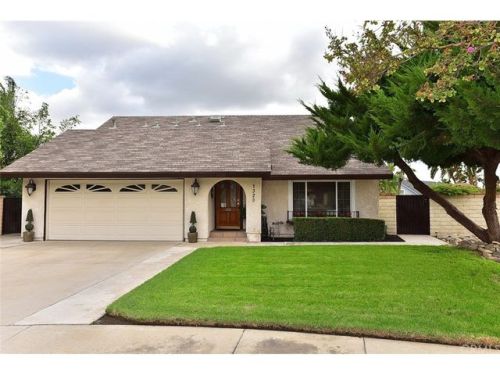 1320 Brenda Ct, Upland, CA 91786-2502