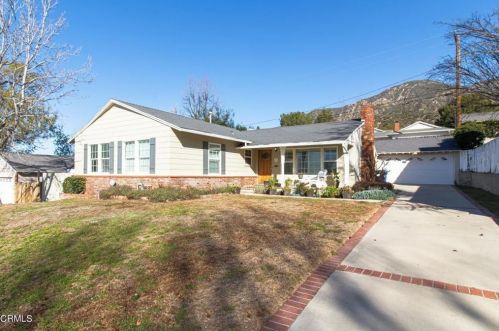 2415 Harmony Pl, Glendale, CA 91214-2231