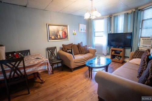 255 16th St, Paterson NJ exterior