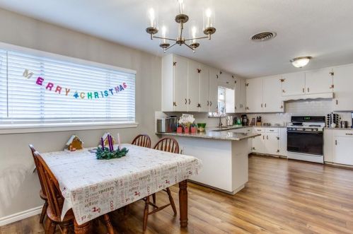 4212 Selkirk Dr, Fort Worth TX  76109-5328 exterior