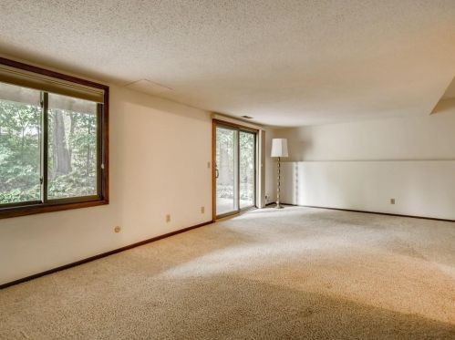 4385 Arden View Ct, Saint Paul MN  55112-1946 exterior