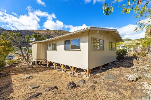 1989 9 Ave, Honolulu HI  96816-2179 exterior