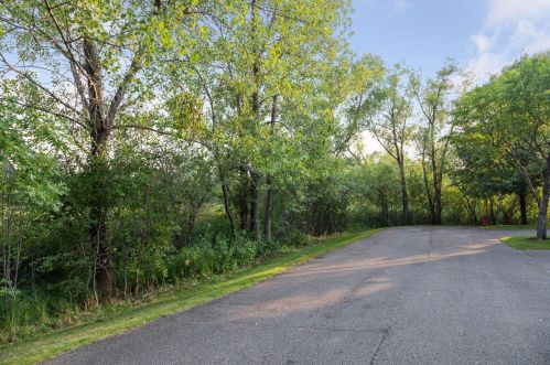 7041 48th St, Saint Paul MN  55128-2649 exterior