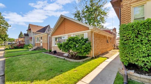 4228 Gunderson Ave, Forest View, IL 60402-4425