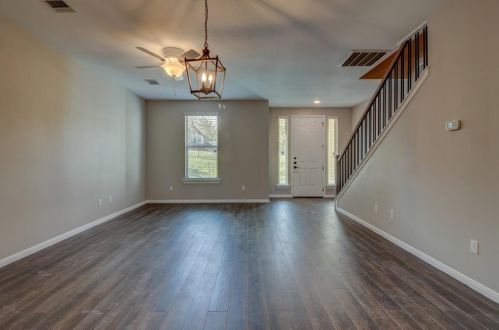 179 Holly St, Georgetown, TX 78626-5154