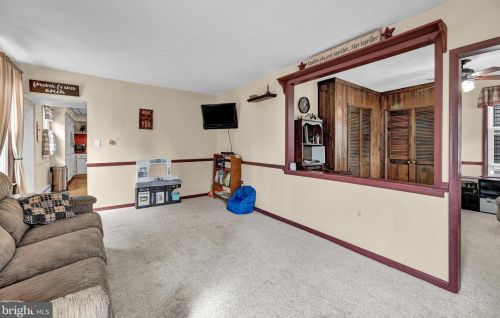 316 Walnut St, Hanover PA 17331-2536 exterior