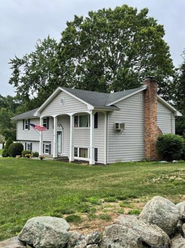 1 Cottontail Rd, Norwalk CT  06854-3202 exterior