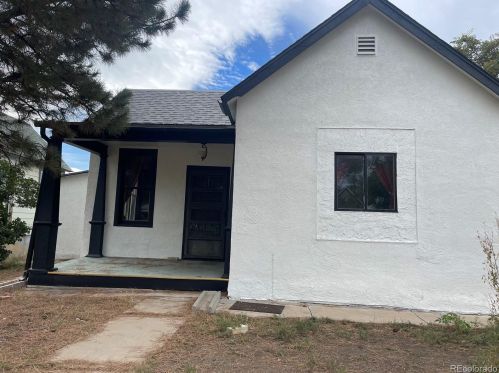 1106 11th St, Pueblo, CO 81003-1948