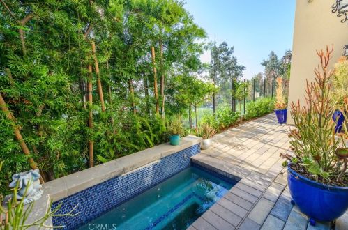 126 Long Fence, Irvine CA  92602-1807 exterior