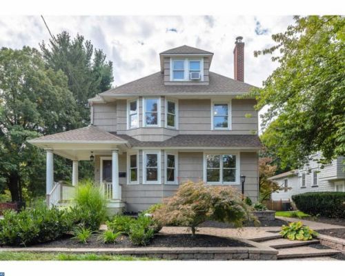 2 Summit Ave, Tavistock, NJ 08033-3316
