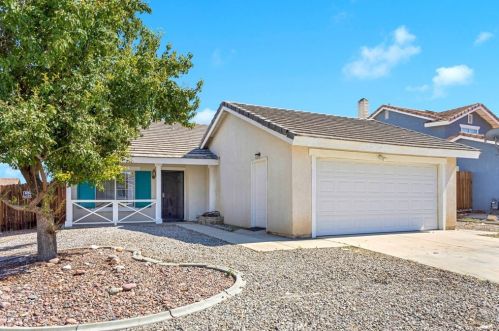 15137 Daisy Rd, El Mirage, CA 92301-4196
