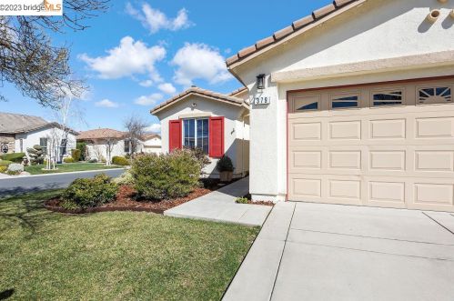 379 Del Monte Dr, Rio Vista, CA 94571-2150