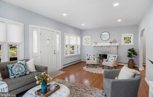 244 Hopkins Ave, Haddonfield NJ  08033-1409 exterior