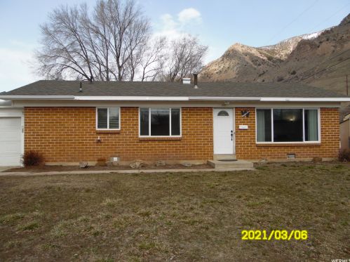 1009 Orchard Dr, Perry, UT 84302-2342