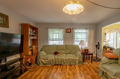 1744 Russet Ln, Sycamore IL  60178-2738 exterior