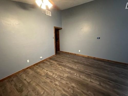 3034 Robin Hill Ln, Garland TX  75044-5822 exterior