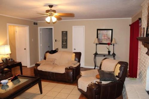 3910 Bucknell Dr, Garland TX  75042-5307 exterior