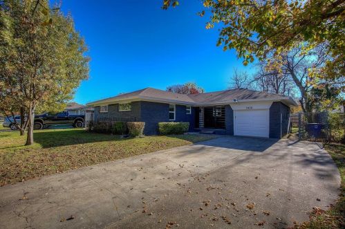 1426 Gillette St, Dallas, TX 75217-1209
