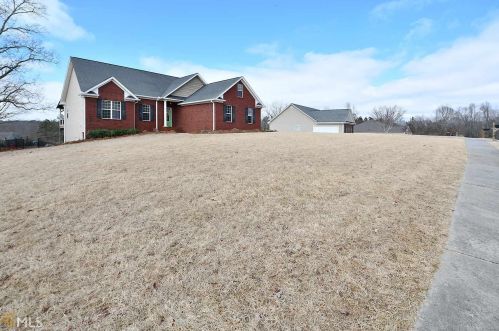 325 Treasure Trl, Carrollton, GA 30117-7014
