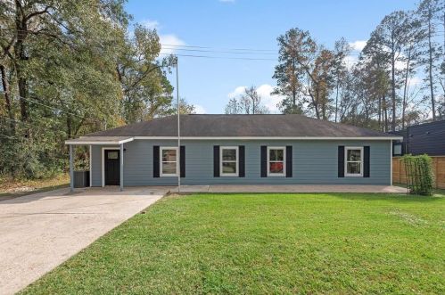 1615 Beech Dr, Conroe, TX 77385-9716
