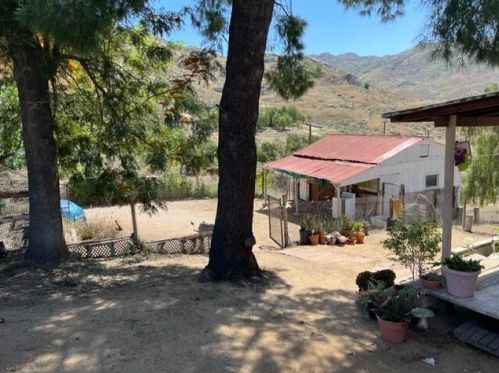 2270 Mt Vernon Ave, Riverside CA  92507-4624 exterior