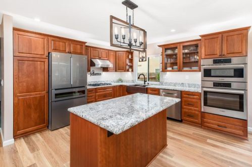 9857 Dauntless St, San Diego, CA 92126-5513