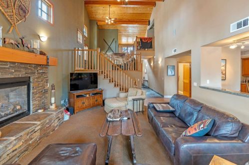 11898 Hope Ct, Truckee, CA 96161-3348
