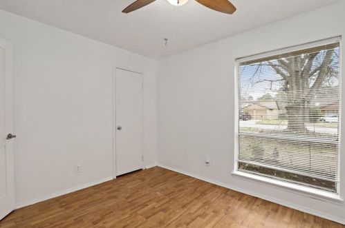 1611 Cantrell, Conroe TX  77301-4008 exterior