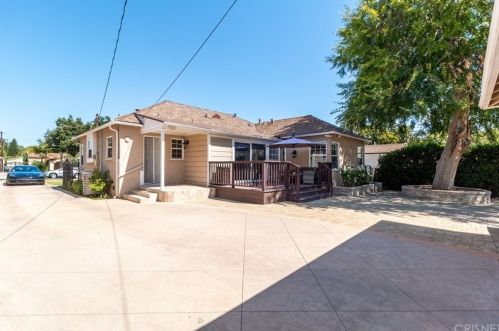 1411 Cleveland Rd, Glendale CA  91202-1414 exterior