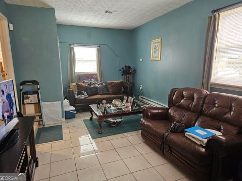 3237 Pawnee Dr, Rex GA 30273-1072 exterior