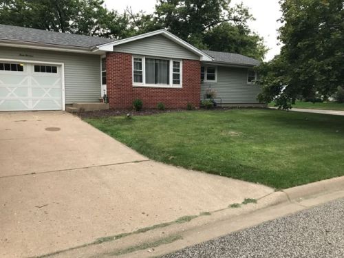 313 Ken Ave, Mayfair, IL 61550-1330