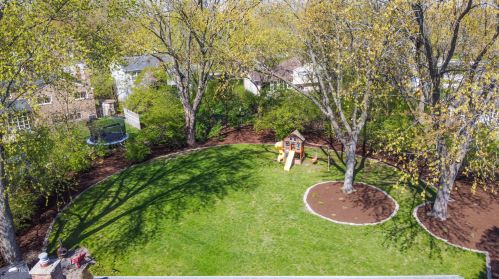 1221 Garden Ct, Naperville, IL 60540-5112