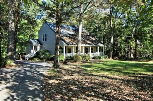2704 Ridgeview Rd, Powhatan, VA 23139-5025