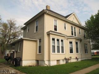 1200 Locust St, Bloomington IL  61701-2806 exterior