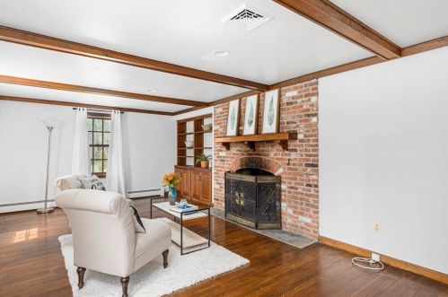 1350 Frenchtown Rd, Warwick, RI 02818-1309