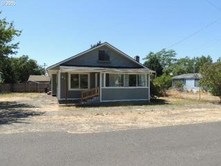 917 Ash St, Brownsville OR  97327-2162 exterior