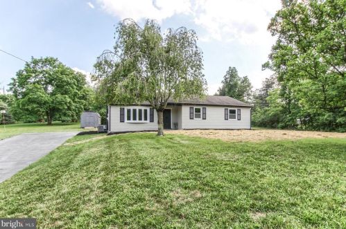 440 Wertz Run Rd, Carlisle PA 17013-8100 exterior