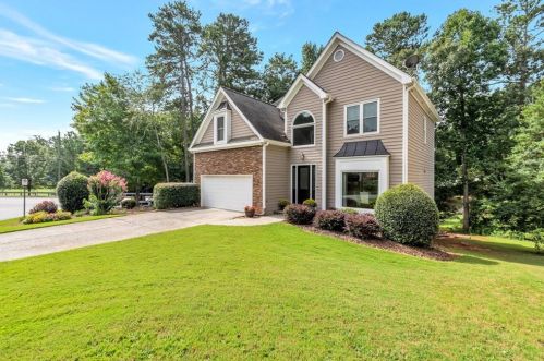 2300 Walnut Grove Way, Suwanee, GA 30024-3218