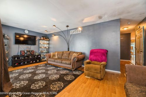 116 Chestnut Ave, Atlantic Highlands, NJ 07716-2002